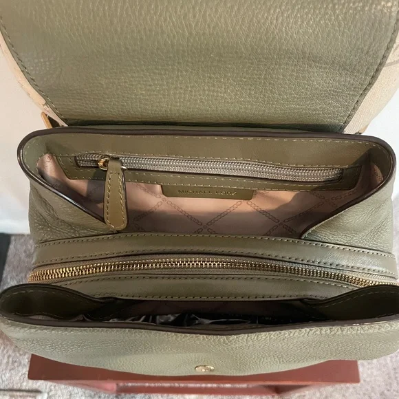 MICHAEL KORS - Green/Olive Leather Backpack - Like New - Picture 3 of 7